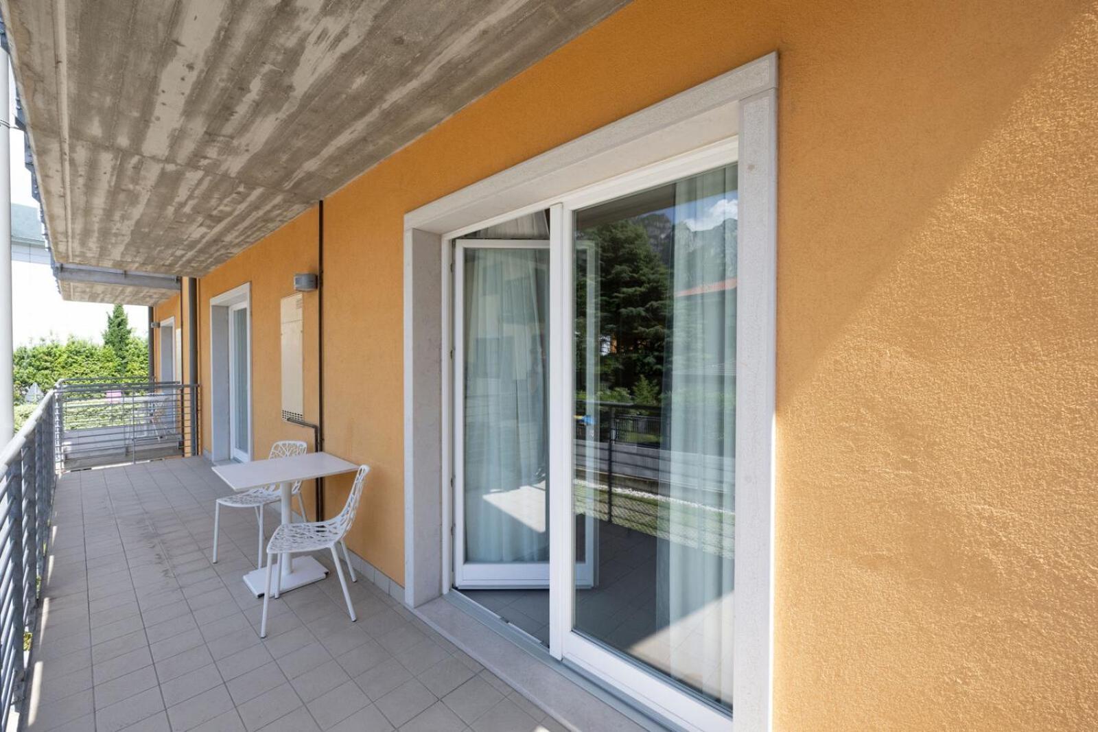 Aparthotel Desiree 3*