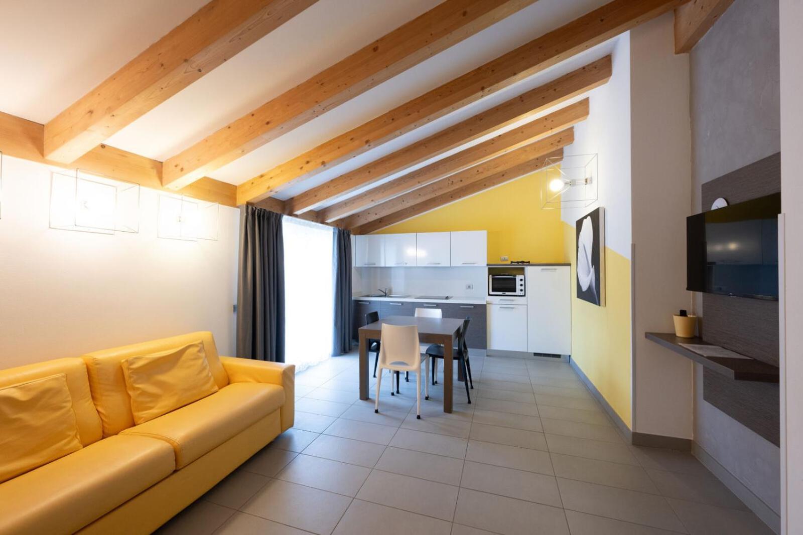 Desiree Aparthotel Riva del Garda